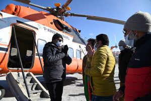 Successful trial landing of Pawan Hans MI-172 helicopter held at Chiktan (2)