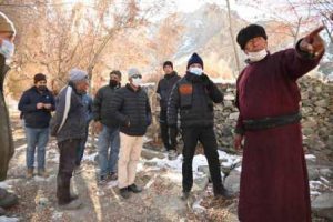 Secretary Mehboob Ali Khan inspects BADP projects at Kukshoo, Dargo (2)