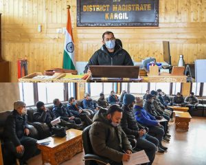 DC Kargil reviews arrangements for Republic Day (4)