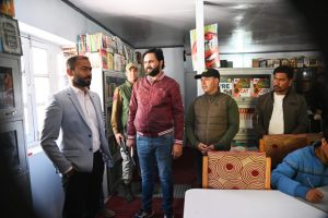 DC Kargil takes stock of basic facilities at district library Kargil (2)