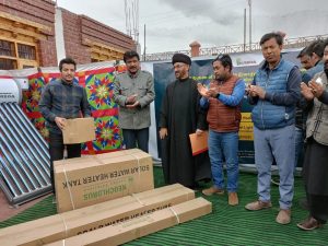 CEC Feroz Khan distributes renewal energy systems, devices to beneficiaries of Chiktan Constituency (4)