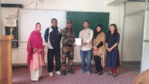 Indian Airforce team conducts awareness camp at GDC Kargil (4)