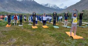 NYK, District Administration Kargil celebrate 8th International Yoga Day (3) – Copy (1)