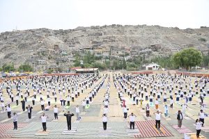 8th International Yoga Day celebrated in Kargil (5)