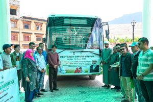 Acting CEC, Kacho Feroz flags off Viksit Krishi Sanklap Abhiyan 2025 to educate 25,000 farmers in the district.