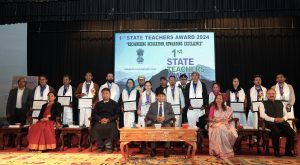 Hon’ble Lt Governor Brig (Dr) BD Mishra (Retd) presents awards to finest teachers/masters from Ladakh during 1st State Teachers Award 2024.