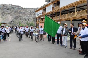 ADC Kargil flags-off Cyclothon to Promote Fitness, Environmental Awareness.