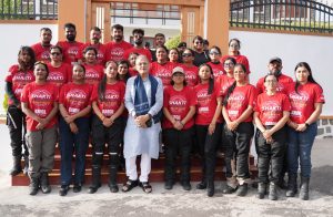 Shakti Yatra 'Wheels of Valour' team meets Hon'ble Lt Governor Shri Kavinder Gupta.