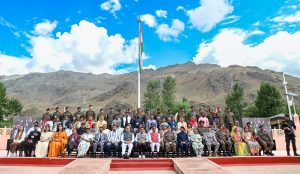Hon’ble Lt Governor Kavinder pays floral tributes to Kargil Martyrs at War Memorial at Drass.