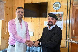 CEC Kargil welcomes new Assistant General Manager of J&K Bank.