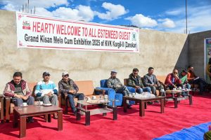 CEC Dr. Jaffer Akhoon Inaugurates Grand Kisan Mela-cum-Exhibition 2025 at Zanskar.