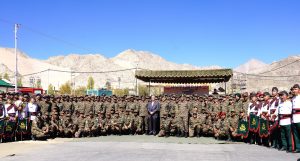 LG Kavinder celebrates Diwali with Army jawans.
