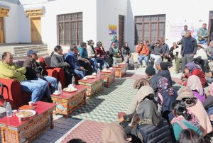 Mimangs-Si-Sjabstogs: Administration at Your Doorstep Held at Chuchot Yokma