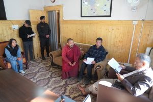 Various delegations call on LG Ladakh.