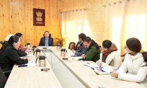 Chief Secretary Shri Ashish Kundra chairs review meeting of Education and Skill Development Departments.