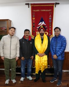 MP Ladakh discuss Developmental Issues of Drass with DG BRO in Delhi.