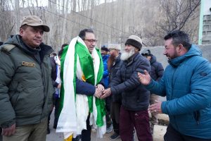 Chief Secretary Ashish Kundra arrives in Nubra on Two-Day visit to review developmental works.