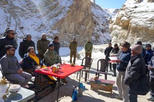 Chief Secretary interacts with public representatives of Singe Lalok at Nyerak Bridge, Reviews Key Developmental Issues.