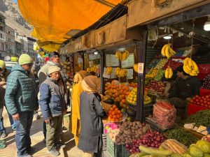 Joint Enforcement Drive in Kargil Markets: Expired Food Seized, Violations Booked to Ensure Consumer Safety.