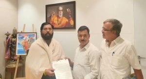 Councillor Bhimbat Expresses Gratitude to Maharashtra Deputy CM, Eknath Shinde for CT Scan Machine and Ambulance.