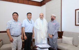 Kargil Delegation Meets Union Home Minister, Submits Memorandum on Key Developmental Demands.