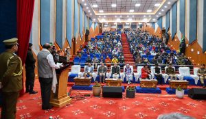 L-G Vinai Kumar Saxena addresses newly appointed govt employees at Rozgar Mela in Kargil.