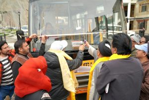MP Ladakh Flags Off School Buses in Kargil to Boost Student Transport Facilities under MPLADS.