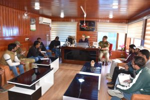 DC Drass Reviews Traffic Management, Pushes for Bypass, Parking Solutions and Tourism Infrastructure Development.