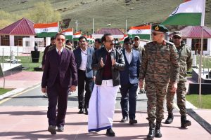 Union MoS George Kurian visits Kargil War Memorial in Drass.