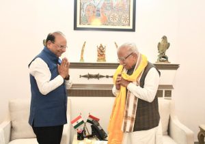 L-G Vinai Kumar Saxena meets Union Minister for Housing and Urban Affairs Manohar Lal Khattar in New Delhi Discusses key infrastructure development projects for Ladakh