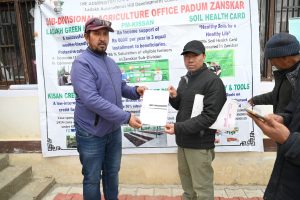 Khidmat-e-Awaam Camp Held at Stongday, Ensures Doorstep Delivery of Services and Public Grievance Redressal in Zanskar.