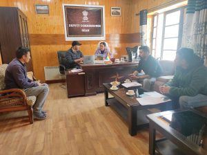 Khaltse, May 07, 2026: The Deputy Commissioner, Sham, Smt. Kunzes Angmo, (JKAS) convened a meeting today in her office chamber to review the status of Jal Seva Ankalan.