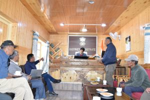 DC Nubra Chairs Meeting with Hotel Association Representatives on Tourism and Developmental Issues.