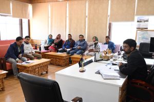 DC Kargil Reviews Status of Drinking Water Facilities in Zanskar.