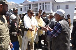 DC, SP Drass interact with Pensioners and Senior Citizens.