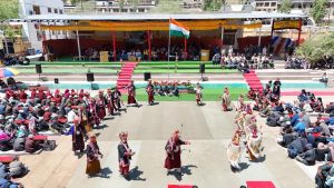 L-G Vinai Kumar Saxena participates in celebrations marking formation of Sham district.