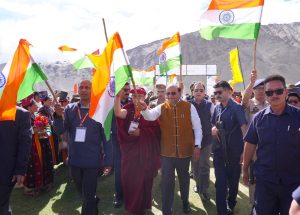 At Changthang Nomadic Festival 2026, L-G VK Saxena disburses an incentive of Rs 1.10 crore to over 1200 nomadic Pashmina herders.