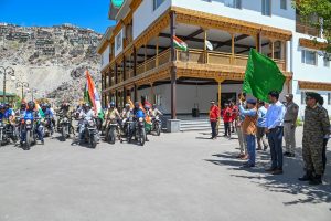 CEC Dr Mohd Jaffer Akhoon Flags Off ‘Har Ghar Tiranga’ Bike Rally in Kargil.