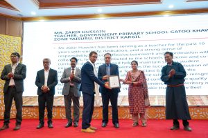 Chief Secretary Ashish Kundra Attends Teachers’ Day Celebration in Leh, Appreciates Teachers’ Contribution to Education.