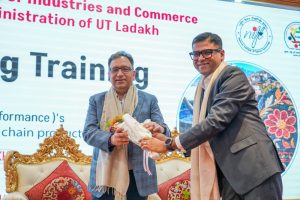 Chief Secretary inaugurates capacity-building training for Ladakh’s textile artisans under RAMP scheme.