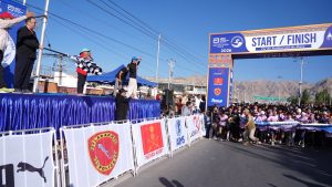 Chief Secretary flags off 5-KM ‘Run for Fun’ as part of Ladakh Marathon.