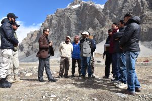 Deputy Commissioner Drass Conducts Inspections of Sites Proposed Under VVP-II Projects in Drass District.