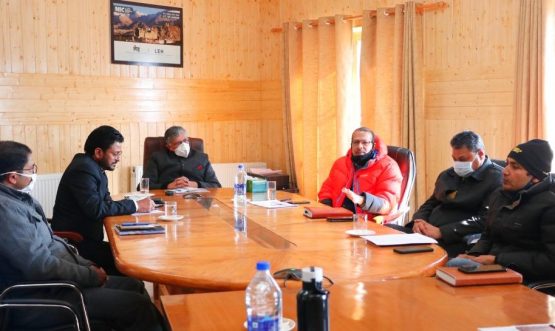 Advisor reviews NHIDCL projects & plans of UT Ladakh depts