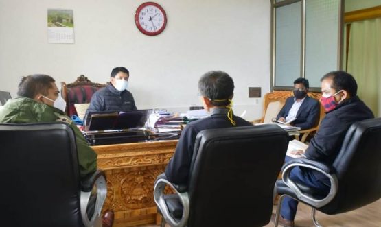 CEC Gyalson takes stock of Covid-19 situation in Leh district