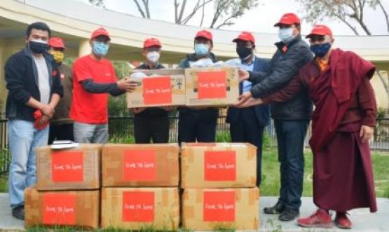 Live to Love donates 500 Oxygen disposal masks to Covid Hospitals of Leh