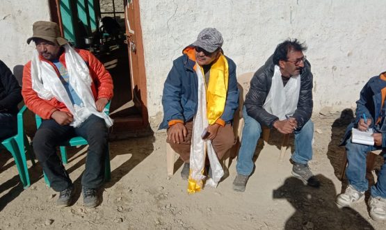 SDM Zanskar convenes public darbar at Ralakung (3)