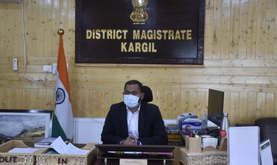 DEO Kargil convenes meeting to discuss programme of special summary revision of photo electoral rolls with regard to 01-01-2022 as the qualifying date (3)