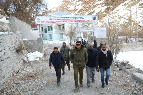 DC Kargil visits Barsoo Block, takes stock of developmental works (6)