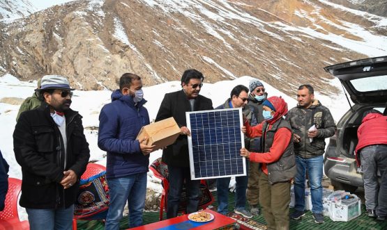 CEC Feroz Khan distributes land compensation for NH-301 widening works by NHIDCL at Parkachik, Rangdum (1)