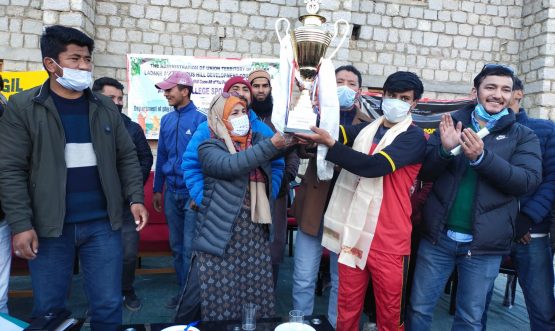 GDC Kargil organizes week-long cricket tournament (2)